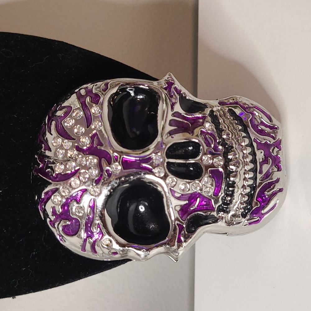 Metal Belt Buckle, Skull and Bones, Rhinestones 3"